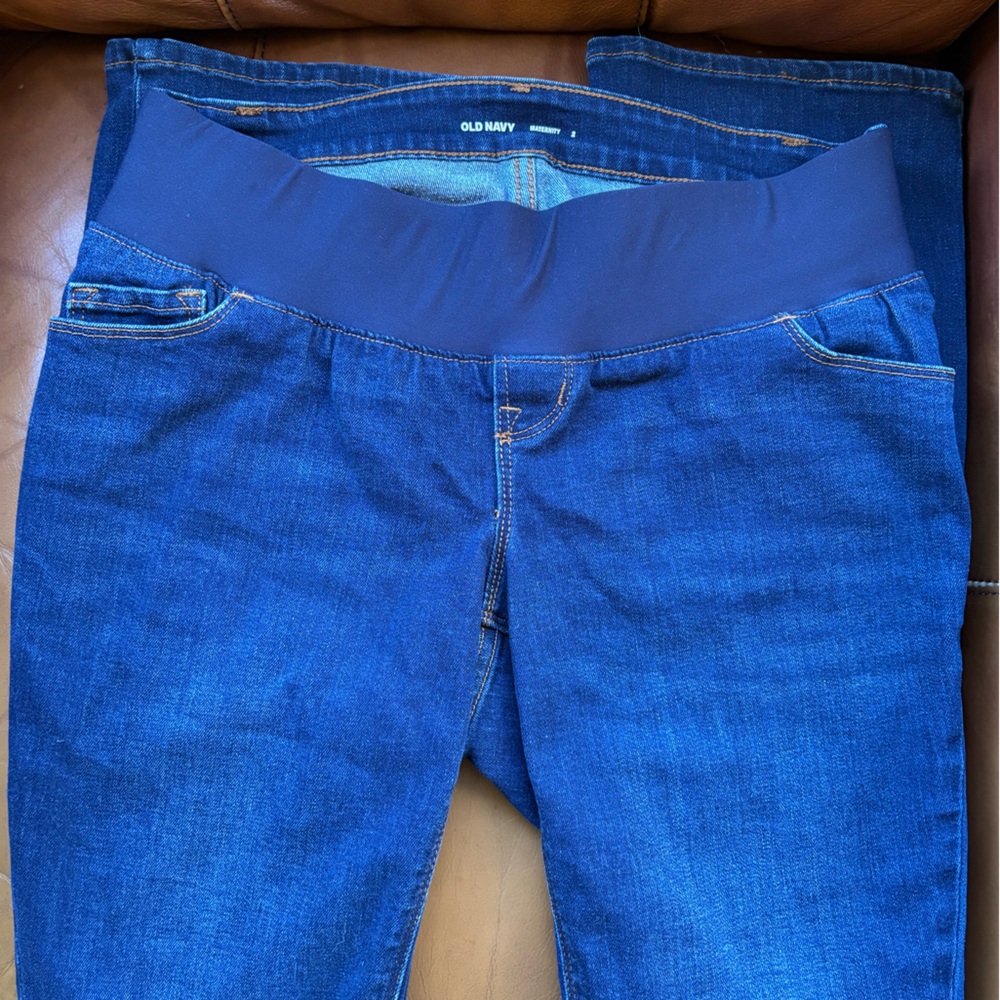 Old Navy Maternity Jeans — Size 2 (Front Comfy Band, No Zipper)